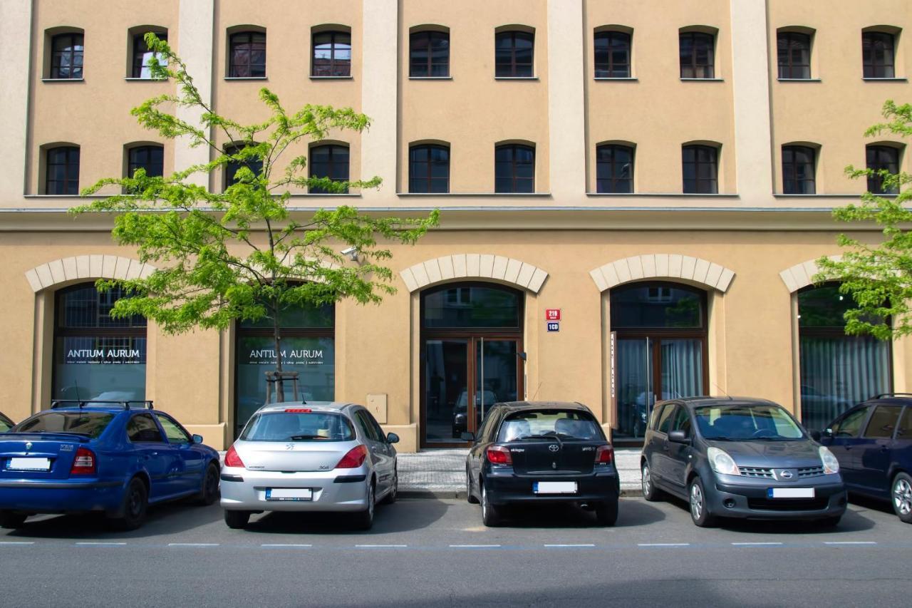 Modern Apartment With Terrace And Air Conditioning Praha Eksteriør bilde